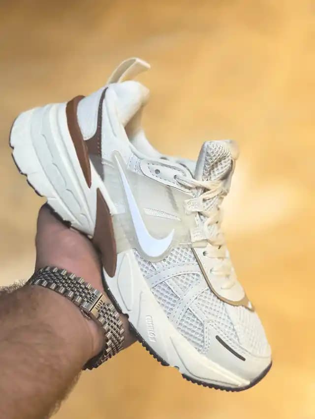 نایک v2K